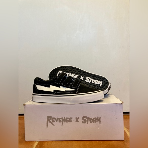 Revenge x Storm Velcro Black Size